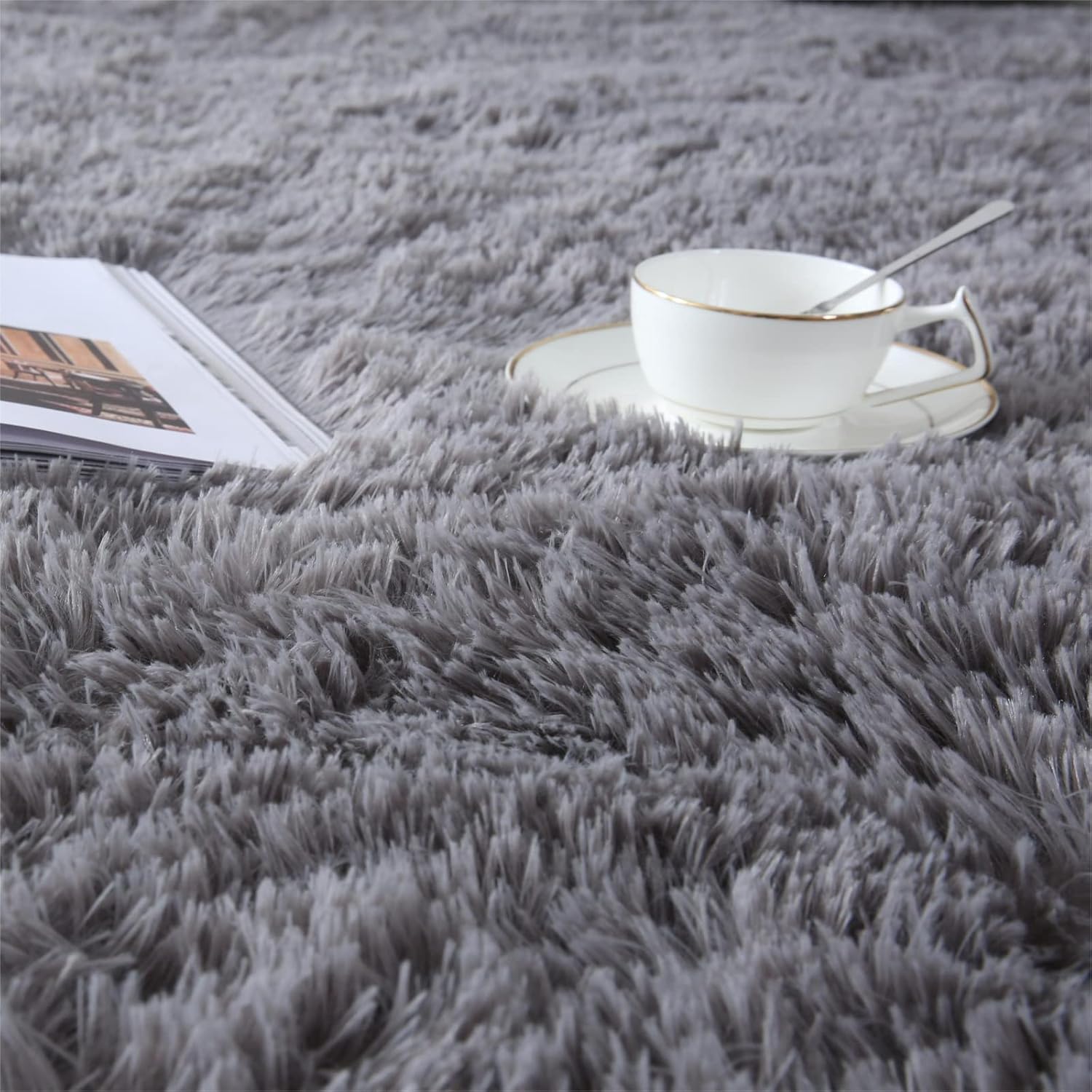 Soft Shaggy Area Rug - Plush Gray Carpet for Living Room & Bedroom